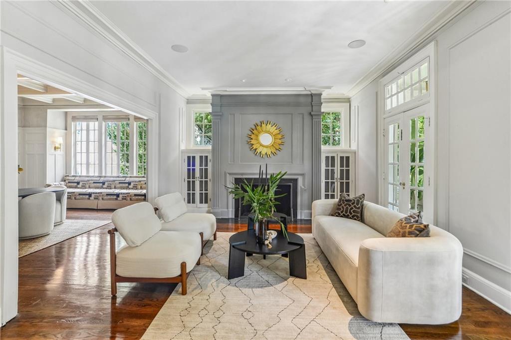 44 AUDUBON Boulevard