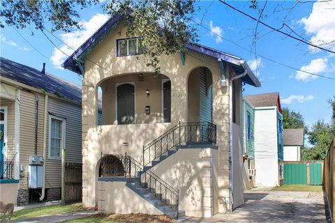 2525 BANKS Street New Orleans LA 70119