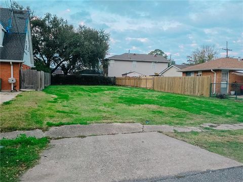 209 SIDNEY Street Metairie LA 70005