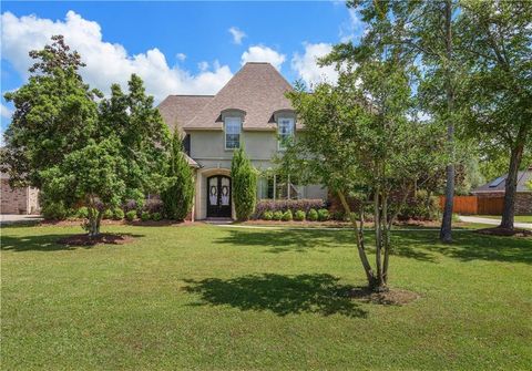 364 WINCHESTER Circle Mandeville LA 70448