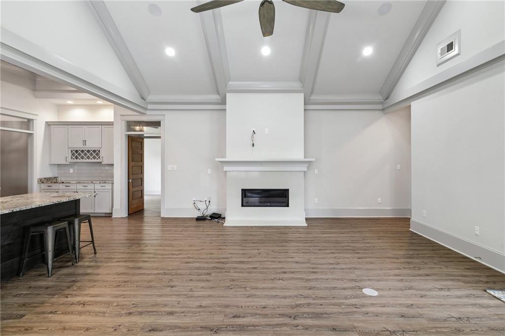 237 OAK DALE Drive
