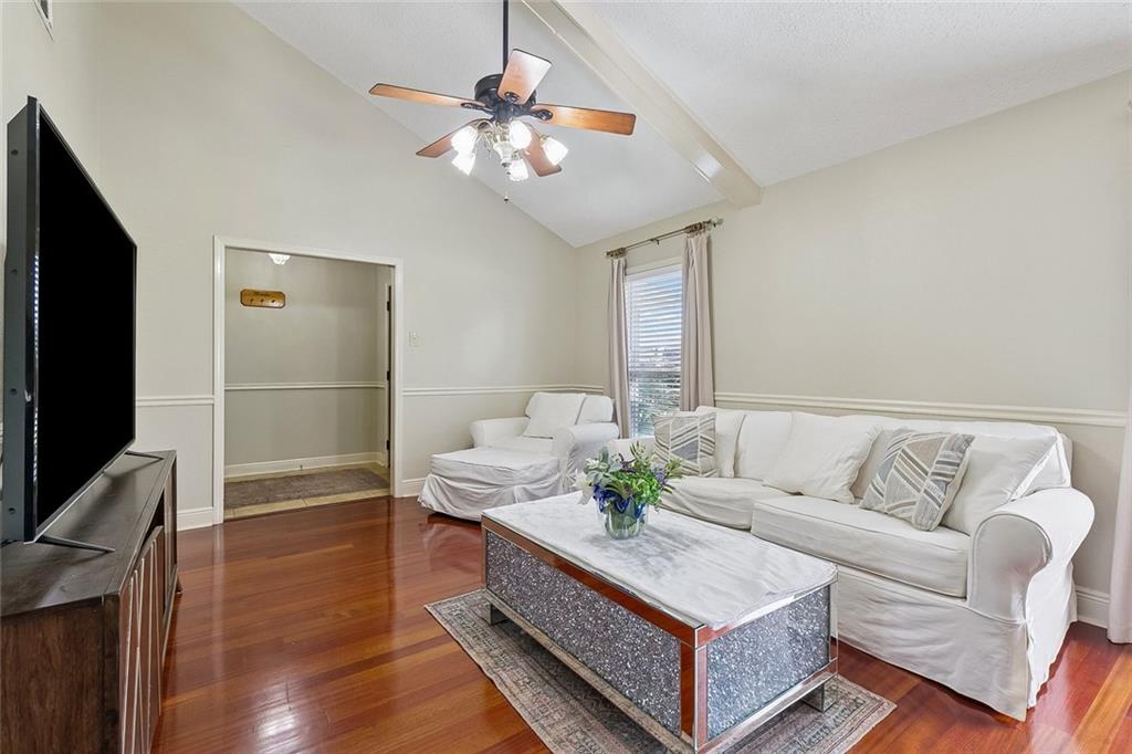 25 NORMANDY Drive