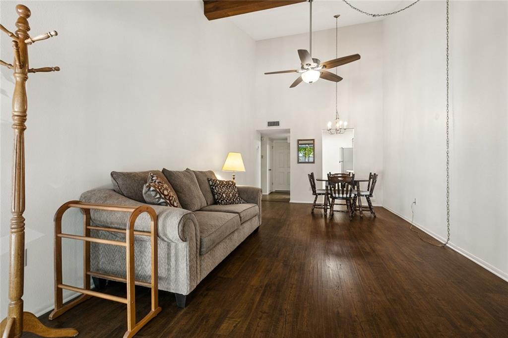 832 S CLEARVIEW Parkway 126