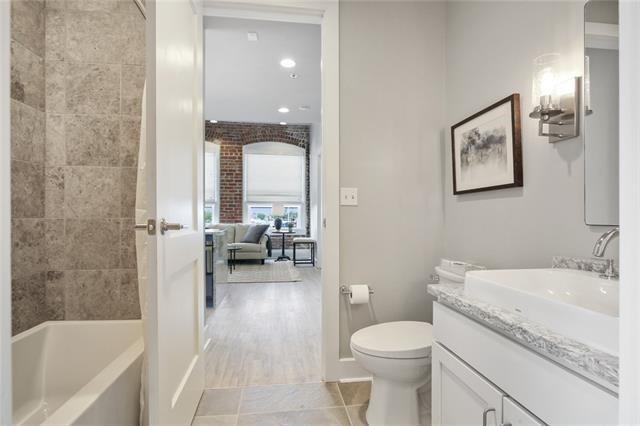 New Orleans, Louisiana 70113, United States, 2 Bedrooms Bedrooms, ,2 BathroomsBathrooms,Residential,Active,69333