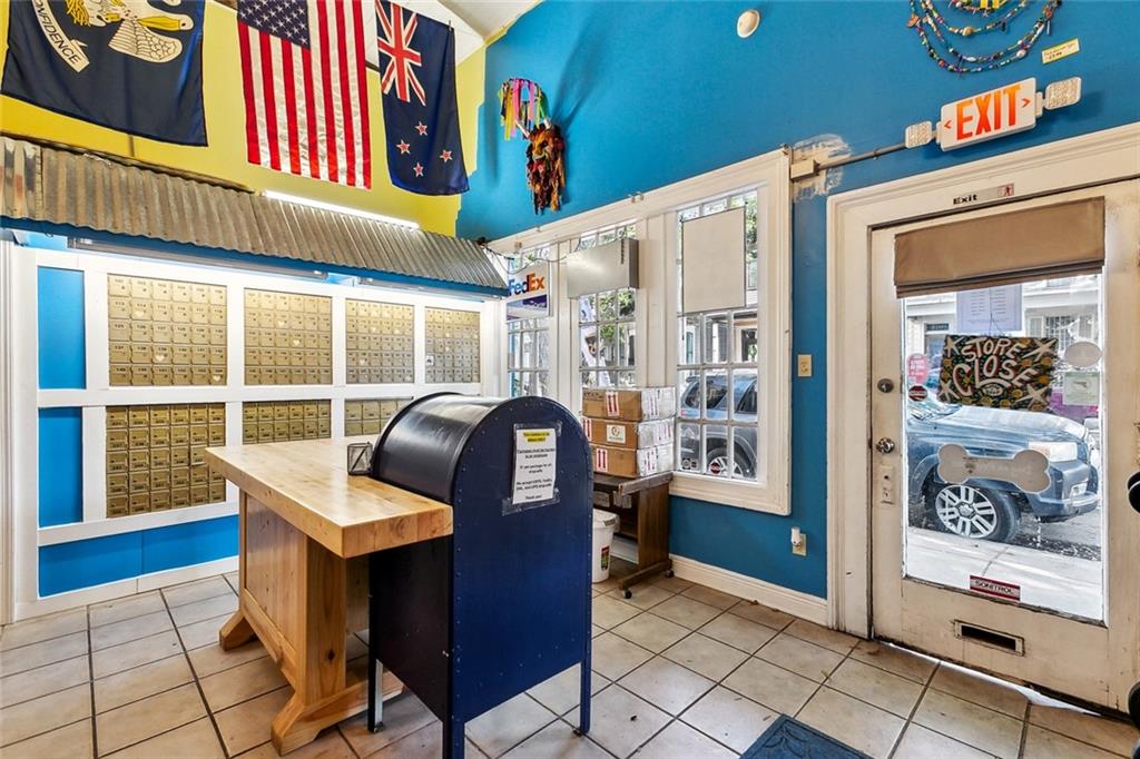 5206 MAGAZINE Street