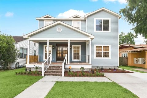 4953 MUSIC Street New Orleans LA 70122