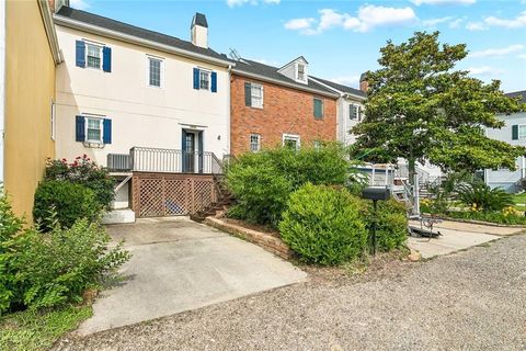Photo of 11 PLACE LAFITTE, Madisonville, LA 70447 (MLS # 2556708)