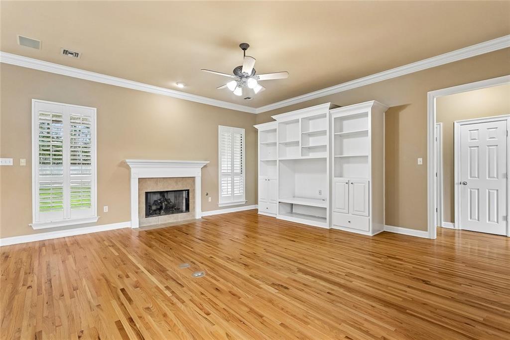 633 AVE DE BELLEVUE Avenue