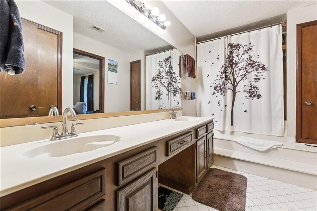 La Place, Louisiana 70068, United States, 3 Bedrooms Bedrooms, ,2 BathroomsBathrooms,Residential,Pending,34527