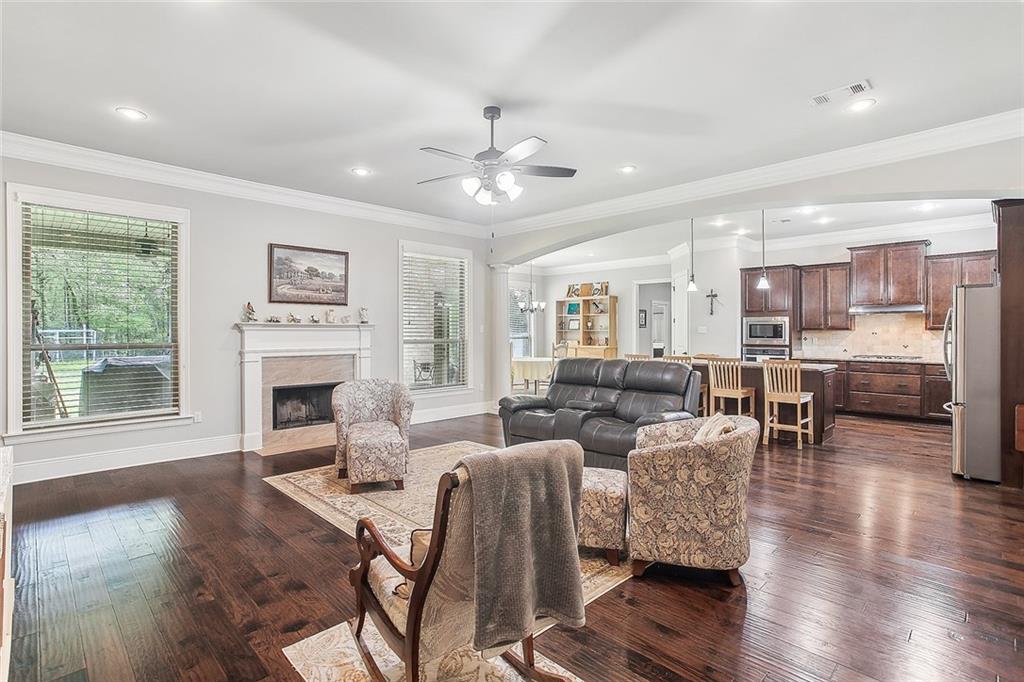 516 TALLOW TREE Drive