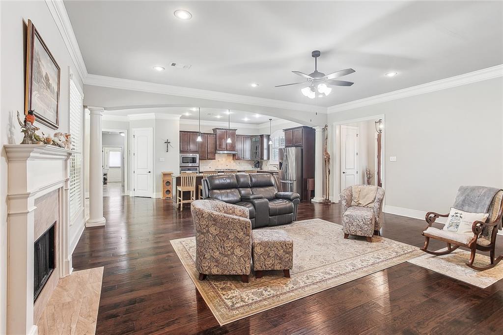516 TALLOW TREE Drive