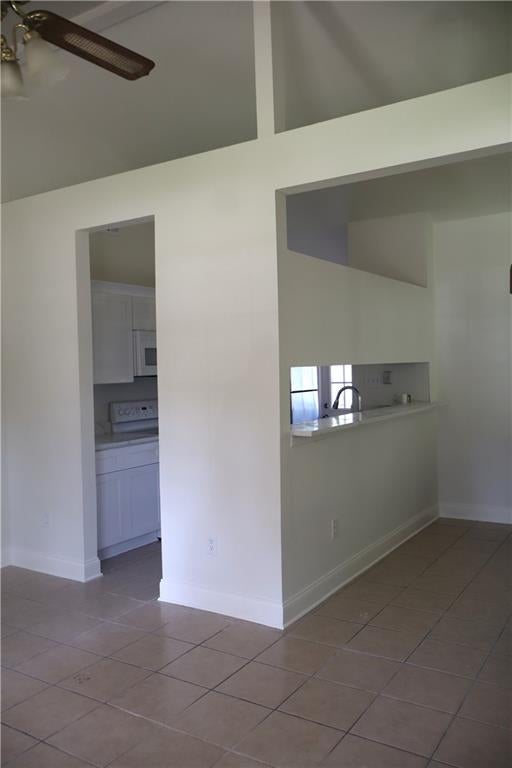 320 FOREST Loop