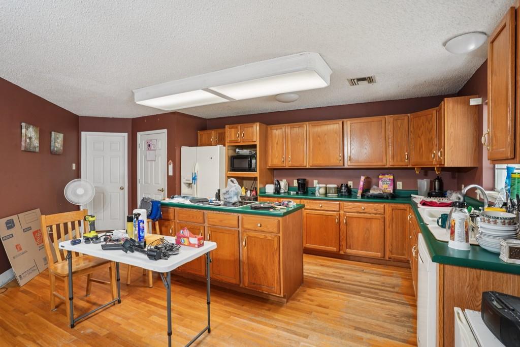 25290 HIGHWAY 40