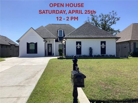 Photo of 130 CYPRESSWOOD Drive, Belle Chasse, LA 70037 (MLS # 2553531)