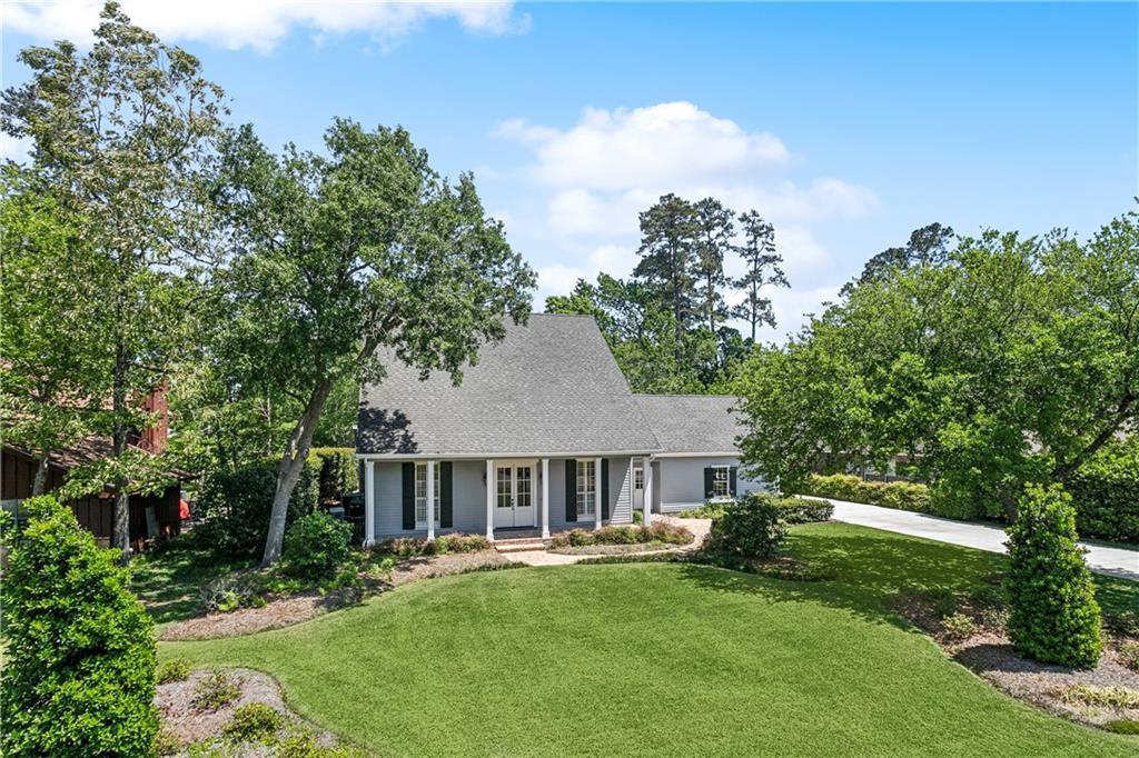 729 N BEAU CHENE Drive