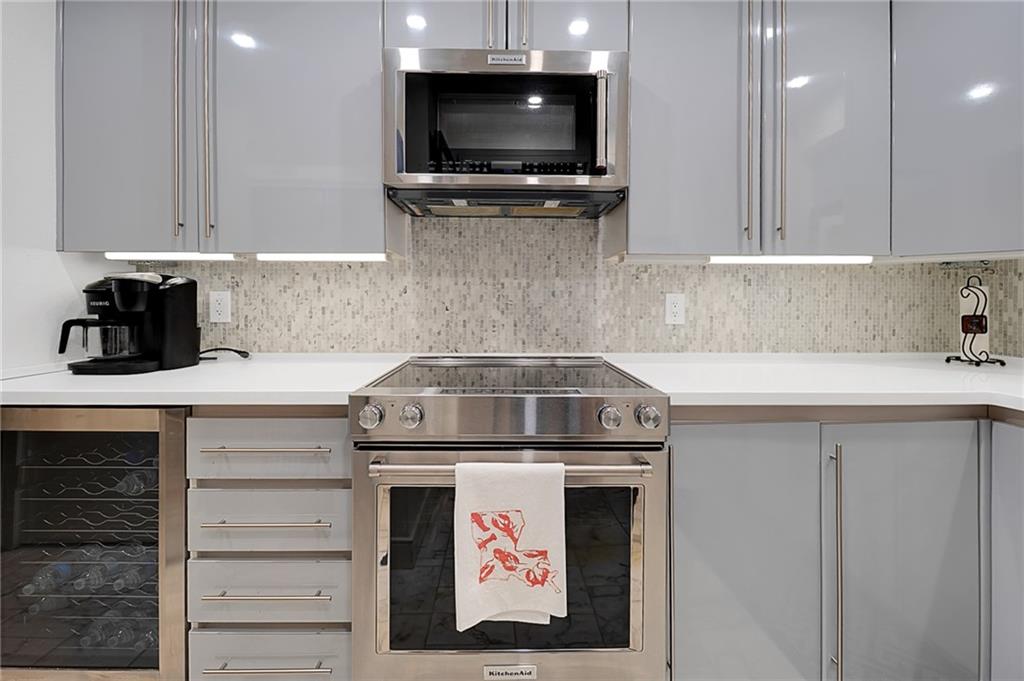 700 S PETERS Street 312