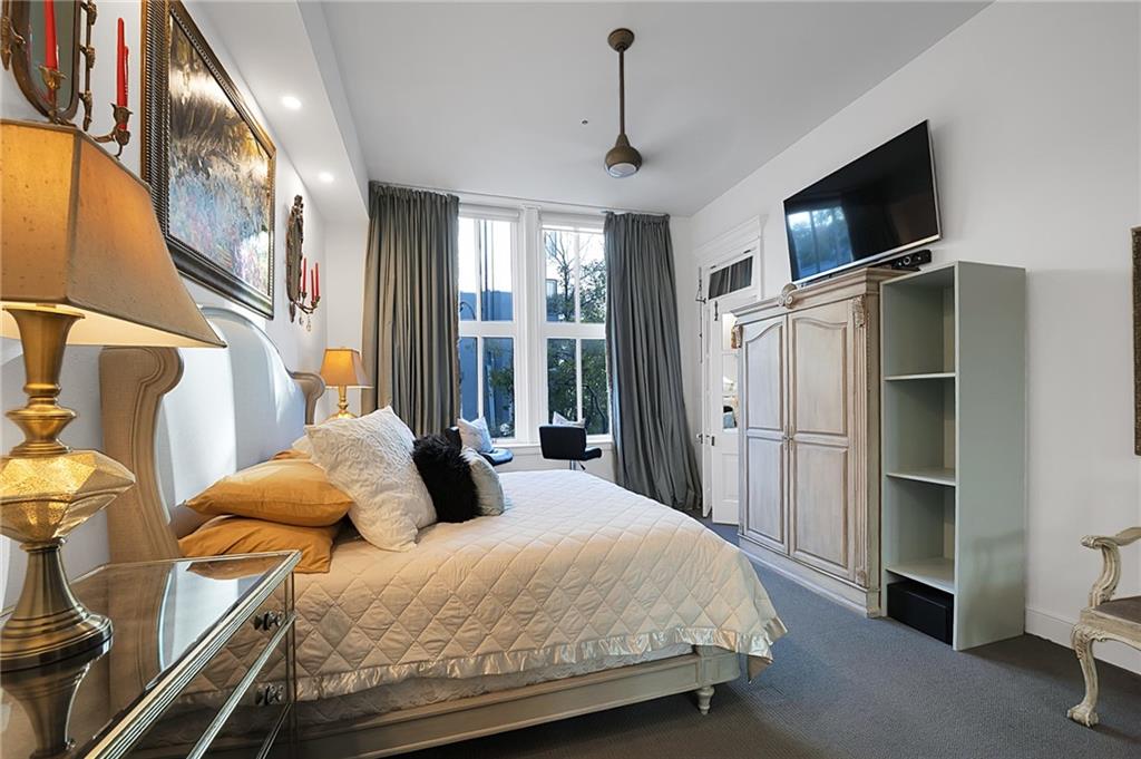 700 S PETERS Street 312