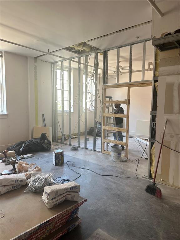 New Orleans, Louisiana 70130, United States, 1 Bedroom Bedrooms, ,1 BathroomBathrooms,Residential,Active,183494