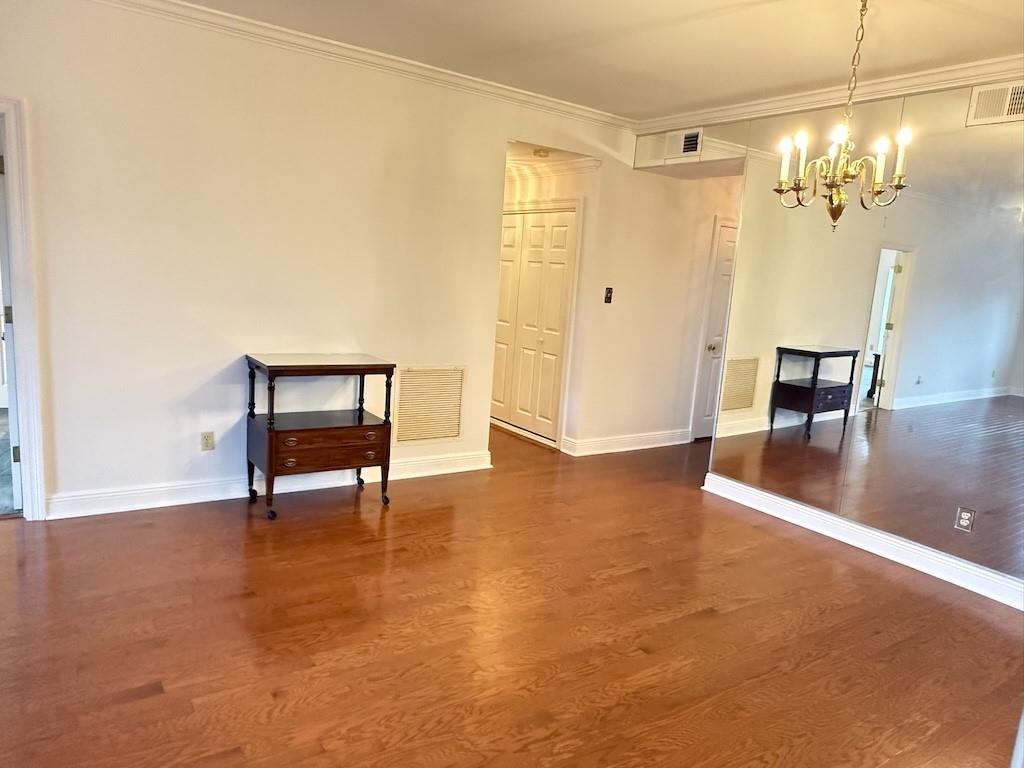 800 RUE BURGUNDY Street 315