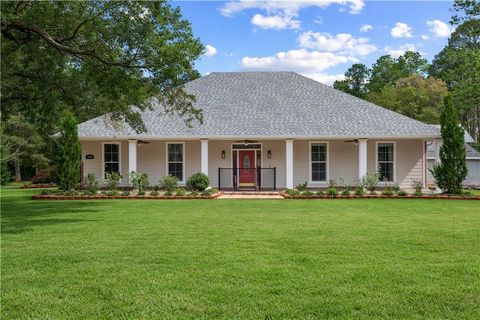 Photo of 46414 MCLEOD Drive, Hammond, LA 70401 (MLS # 2545636)