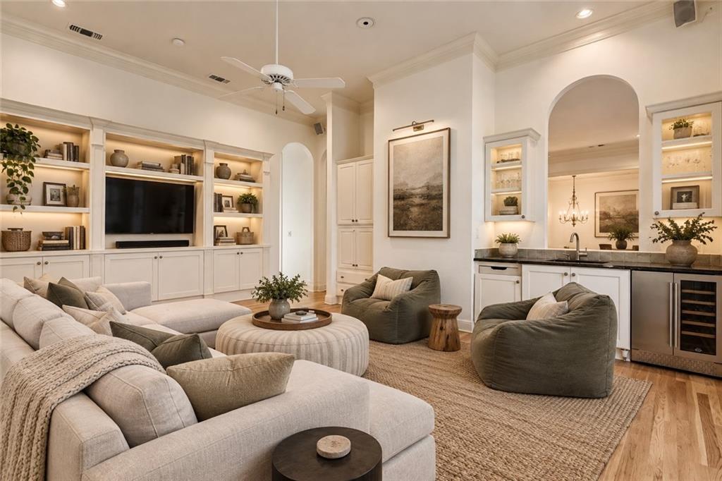 105 CONCORDE Place