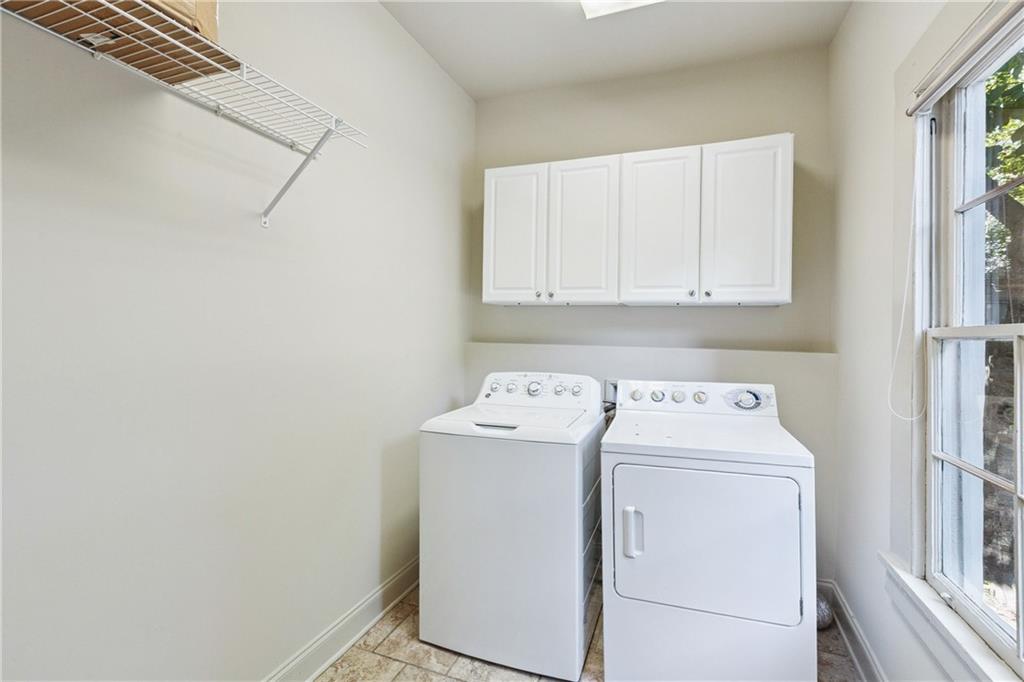 New Orleans, Louisiana 70118, United States, 6 Bedrooms Bedrooms, ,5 BathroomsBathrooms,Residential,Active,220580