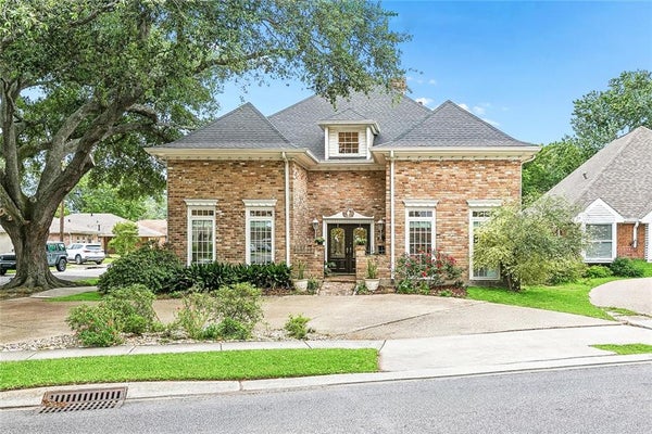 4100 TRANSCONTINENTAL DR, METAIRIE, LA 70006 - Image 0d8a4e56ae6bdd75628ccb279d6e4e9c/1249872033