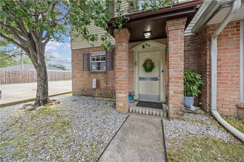 31 BRANDON HALL Drive A Destrehan LA 70047