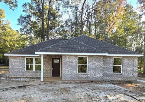 1029 NEAL Road Picayune MS 39466