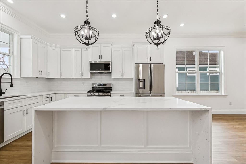 129 SEAL Drive