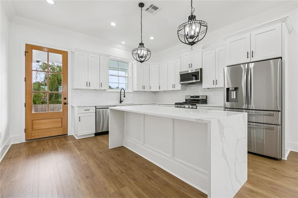 129 SEAL Drive