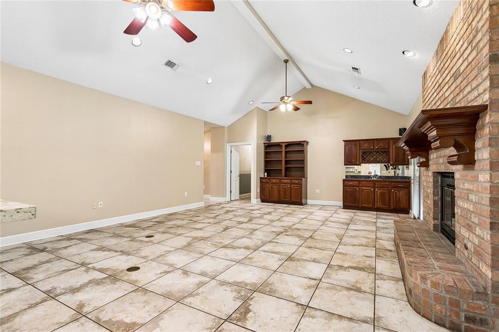 22399 LONGLEAF Drive