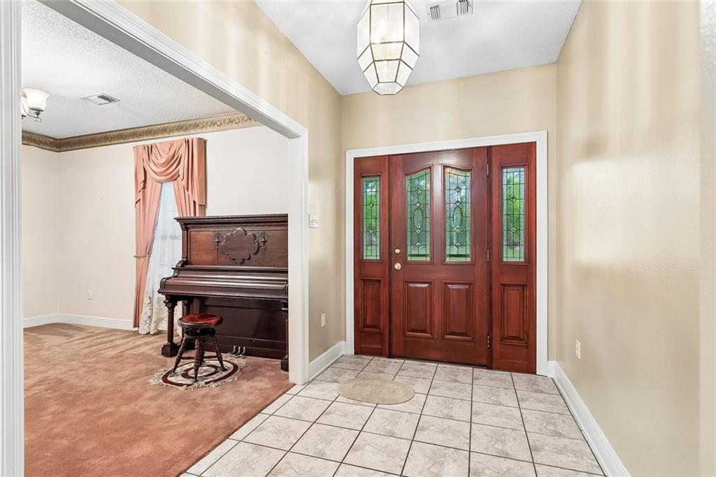 22399 LONGLEAF Drive