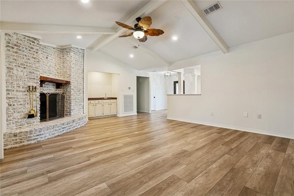 516 TERRI Drive