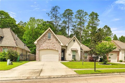 Photo of 564 BATELEUR Way, Covington, LA 70434 (MLS # 2552381)