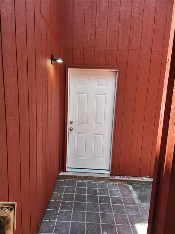 1508 CHIMNEY WOOD Lane