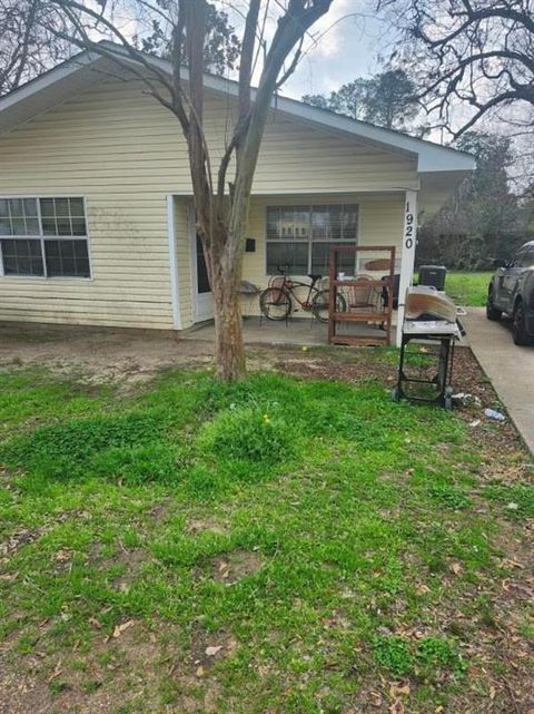 Photo of 1920 E TEXAS Avenue, Alexandria, LA 71301 (MLS # 2545055)