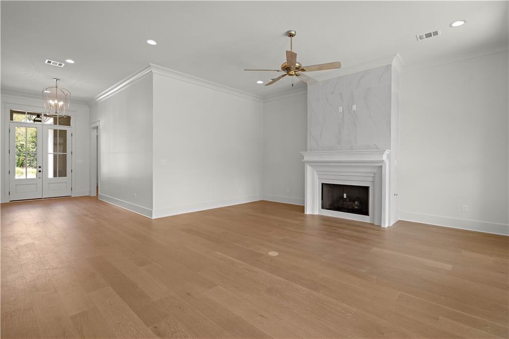 5060 TWIN RIVER Place