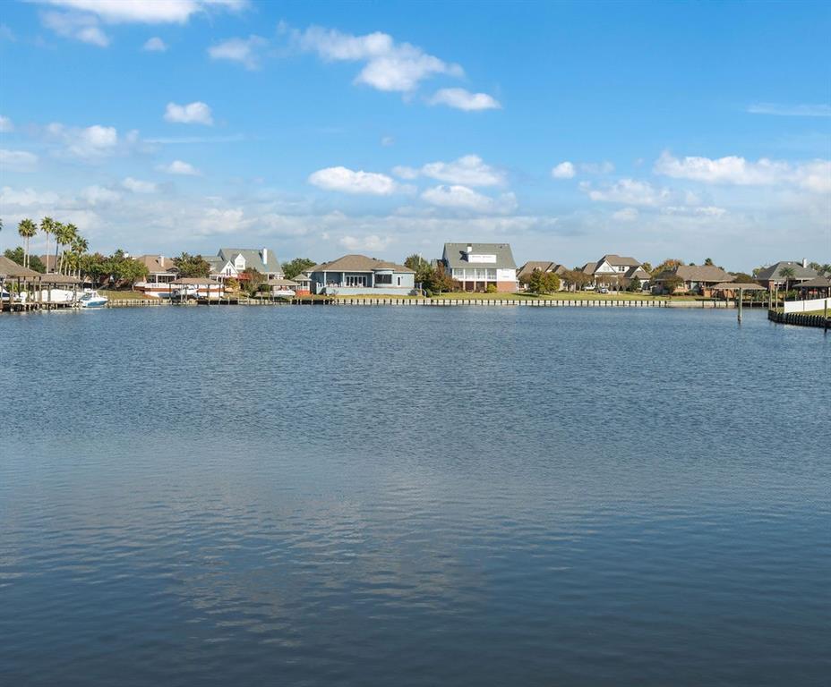 1552 CUTTYSARK COVE Cove