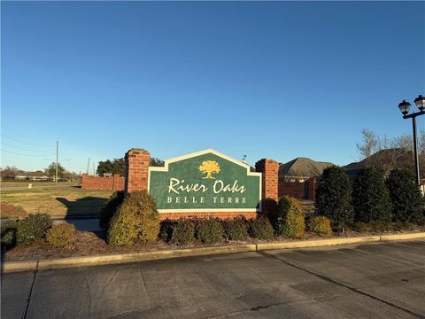 509 PERE MARQUETTE Court La Place LA 70068