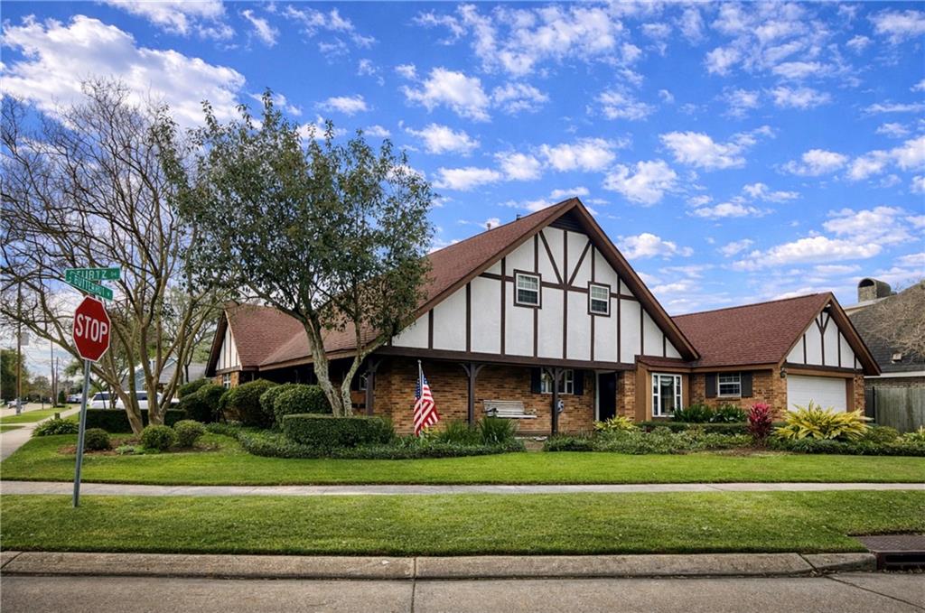 1916 BUTTERNUT Avenue