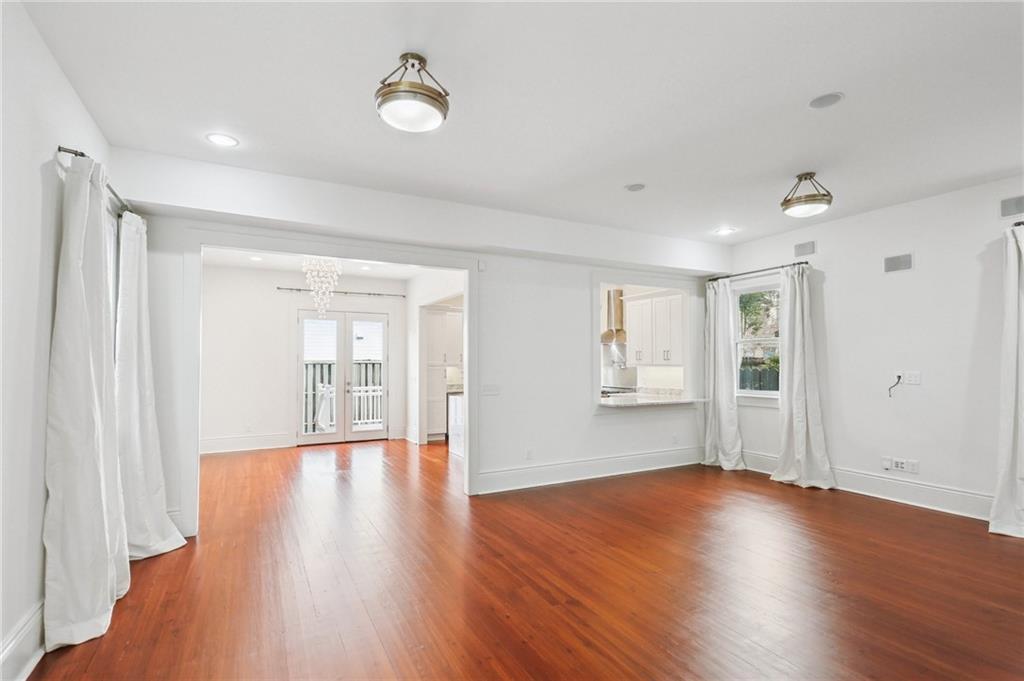 3709 ANNUNCIATION Street