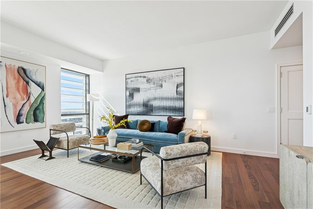 2 CANAL Street 2507