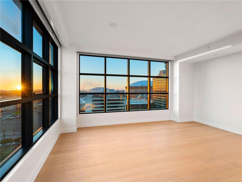 1001 JULIA Street 9B