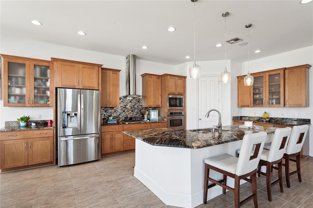 544 BELLE POINTE Loop