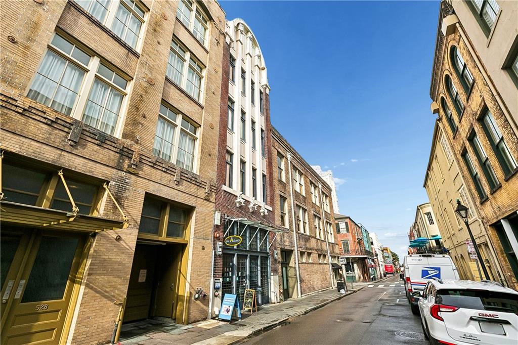 536 BIENVILLE Street 1