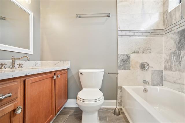 New Orleans, Louisiana 70124, United States, 3 Bedrooms Bedrooms, ,4 BathroomsBathrooms,Residential,Active,19543