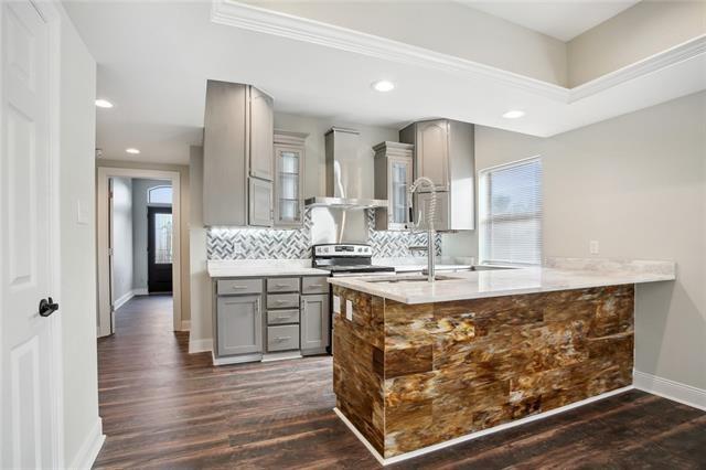 New Orleans, Louisiana 70124, United States, 3 Bedrooms Bedrooms, ,4 BathroomsBathrooms,Residential,Active,19543