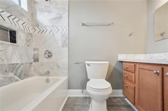 New Orleans, Louisiana 70124, United States, 3 Bedrooms Bedrooms, ,4 BathroomsBathrooms,Residential,Active,19543