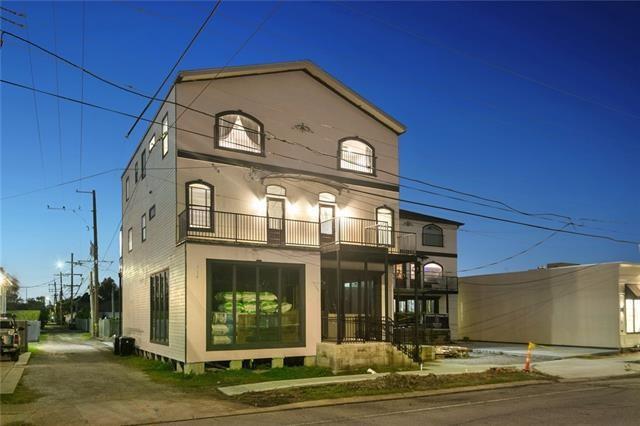 New Orleans, Louisiana 70124, United States, 3 Bedrooms Bedrooms, ,4 BathroomsBathrooms,Residential,Active,19543
